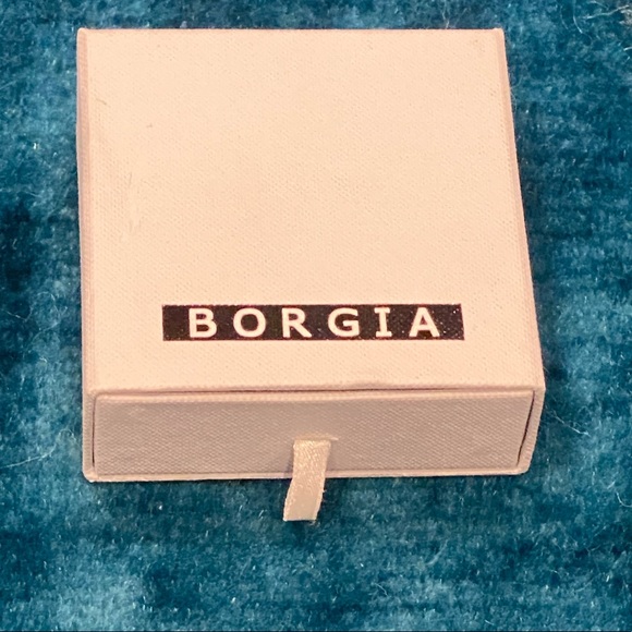 Borgia Earrings - Picture 2 of 4